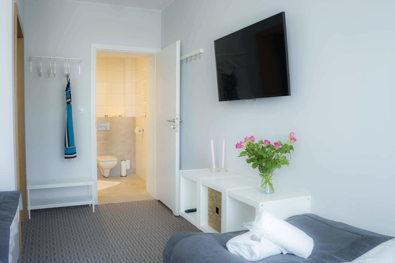 Hotel Inner City Kutno Exterior photo