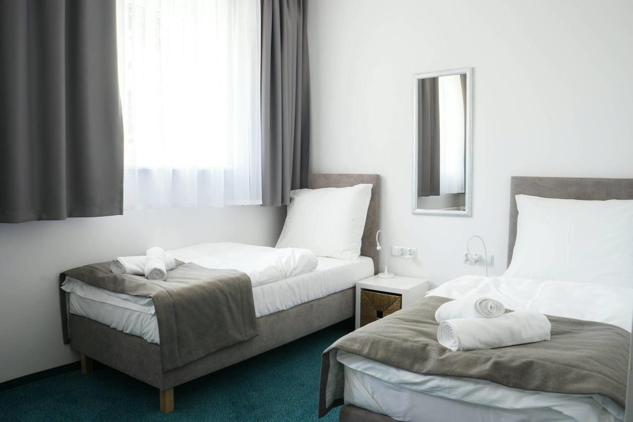 Hotel Inner City Kutno Exterior photo
